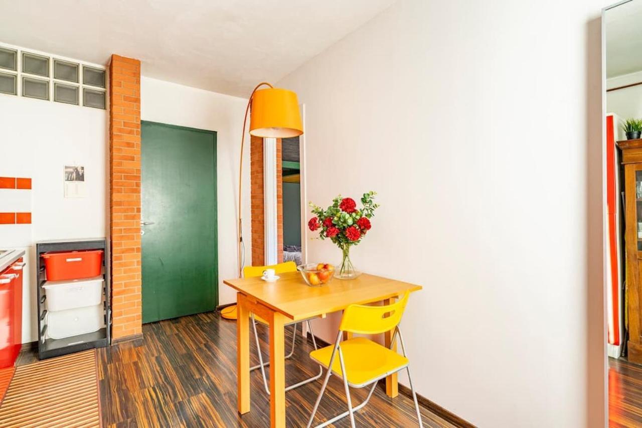 Lovely Apartment Navigli Милано Екстериор снимка